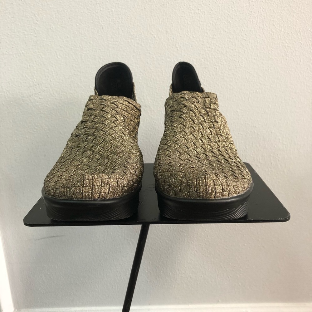 bernie mev. Gold Platform Wedges